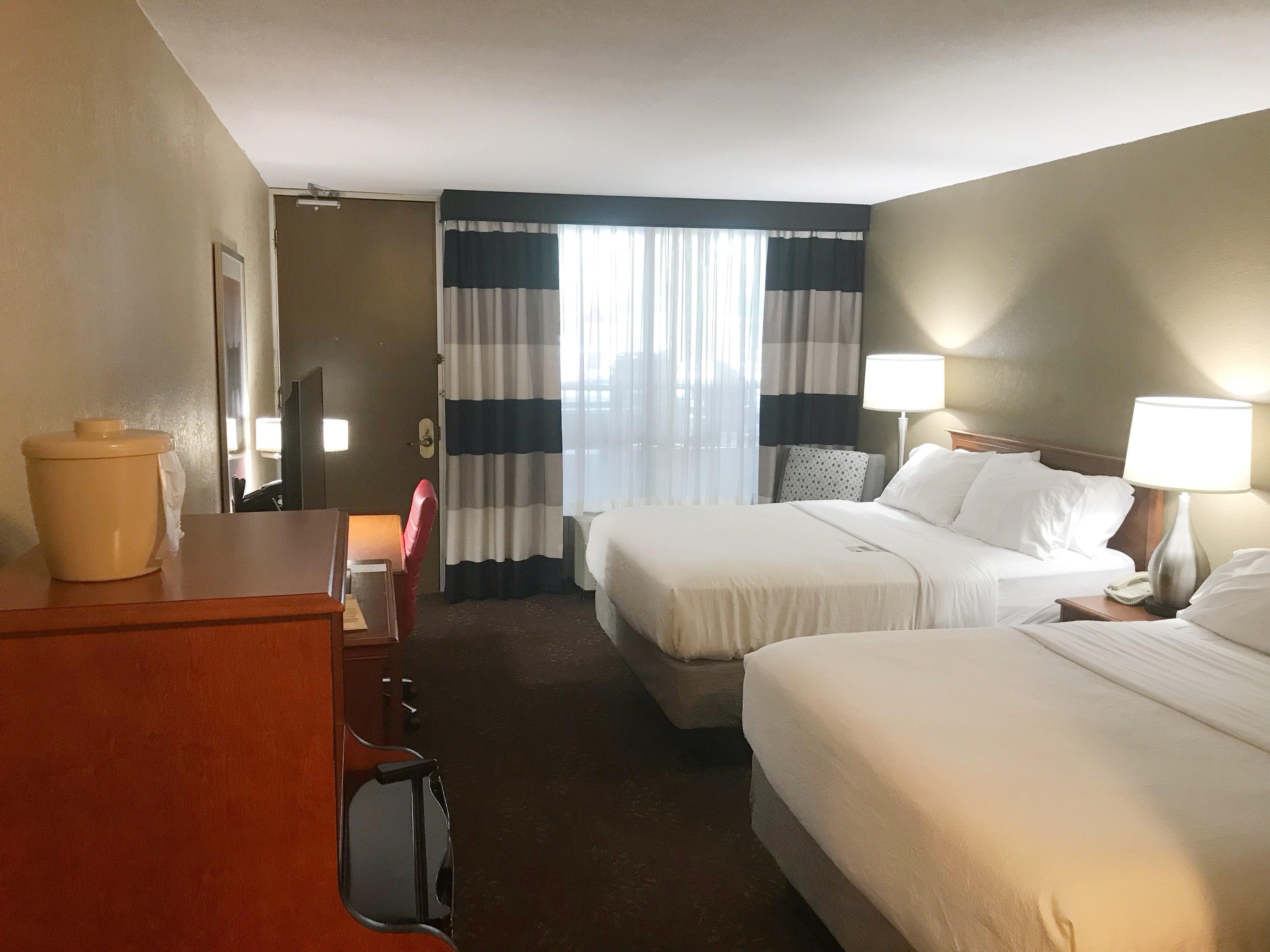 Holiday Inn Alexandria By Ihg מראה חיצוני תמונה