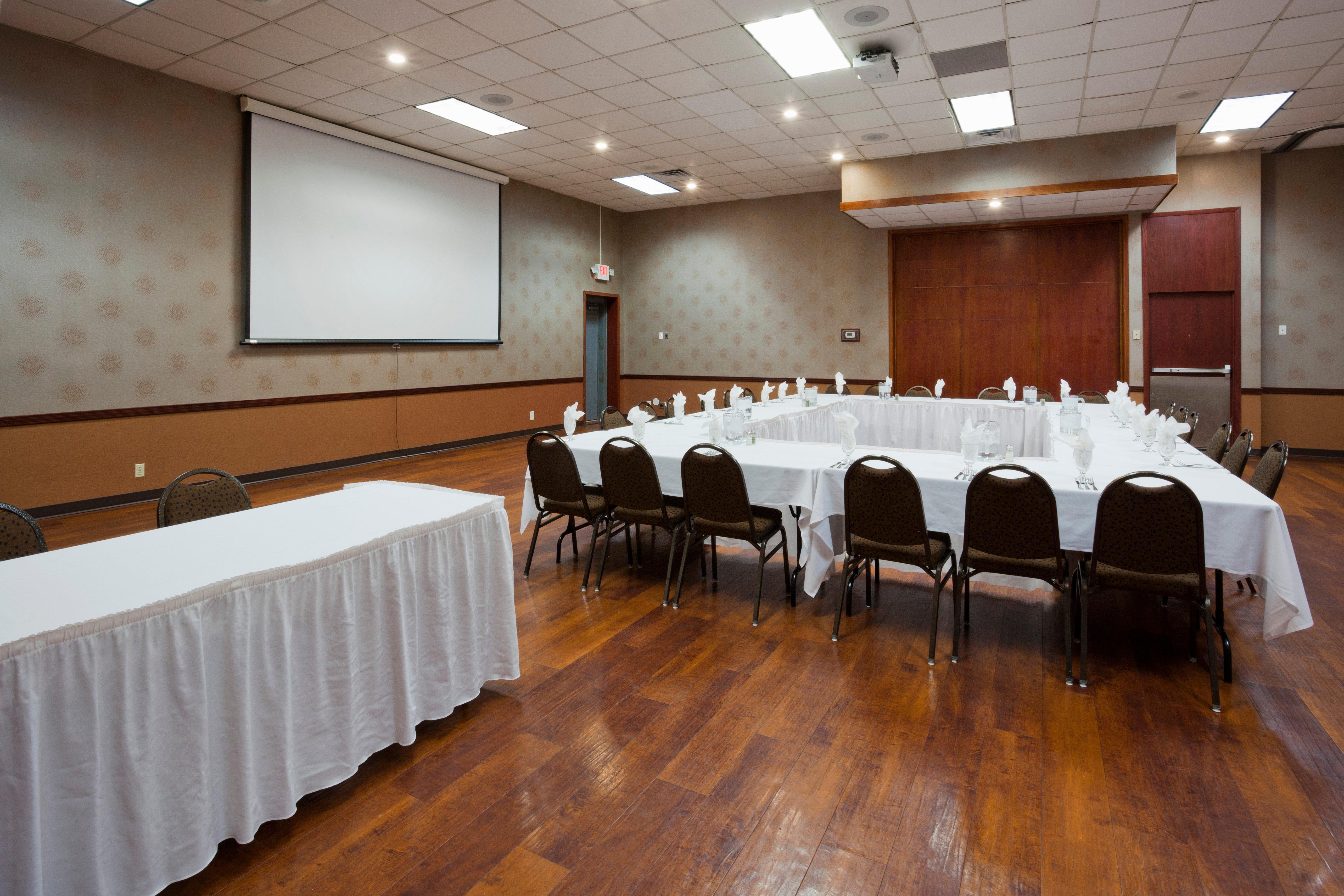 Holiday Inn Alexandria By Ihg מראה חיצוני תמונה