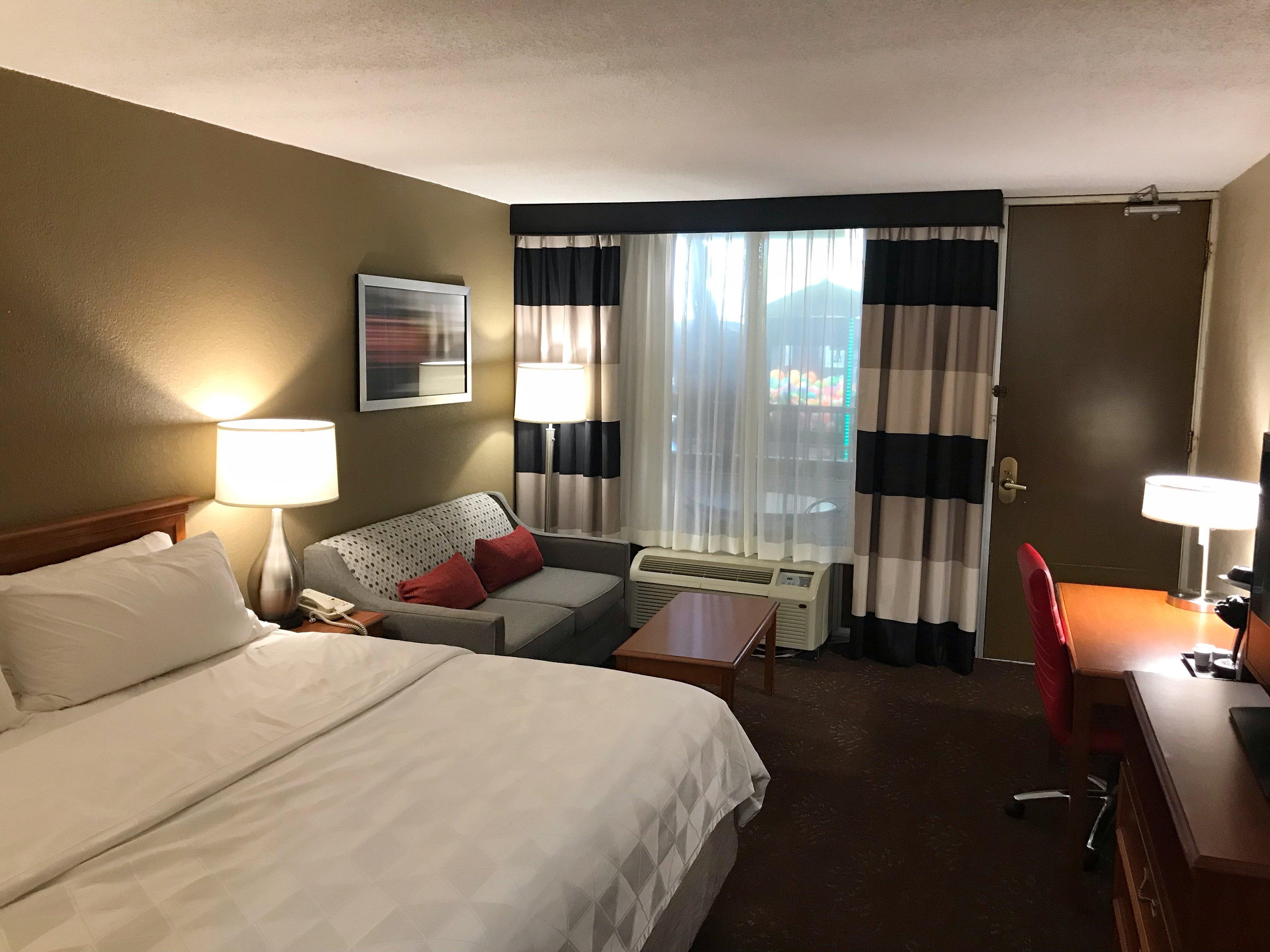 Holiday Inn Alexandria By Ihg מראה חיצוני תמונה