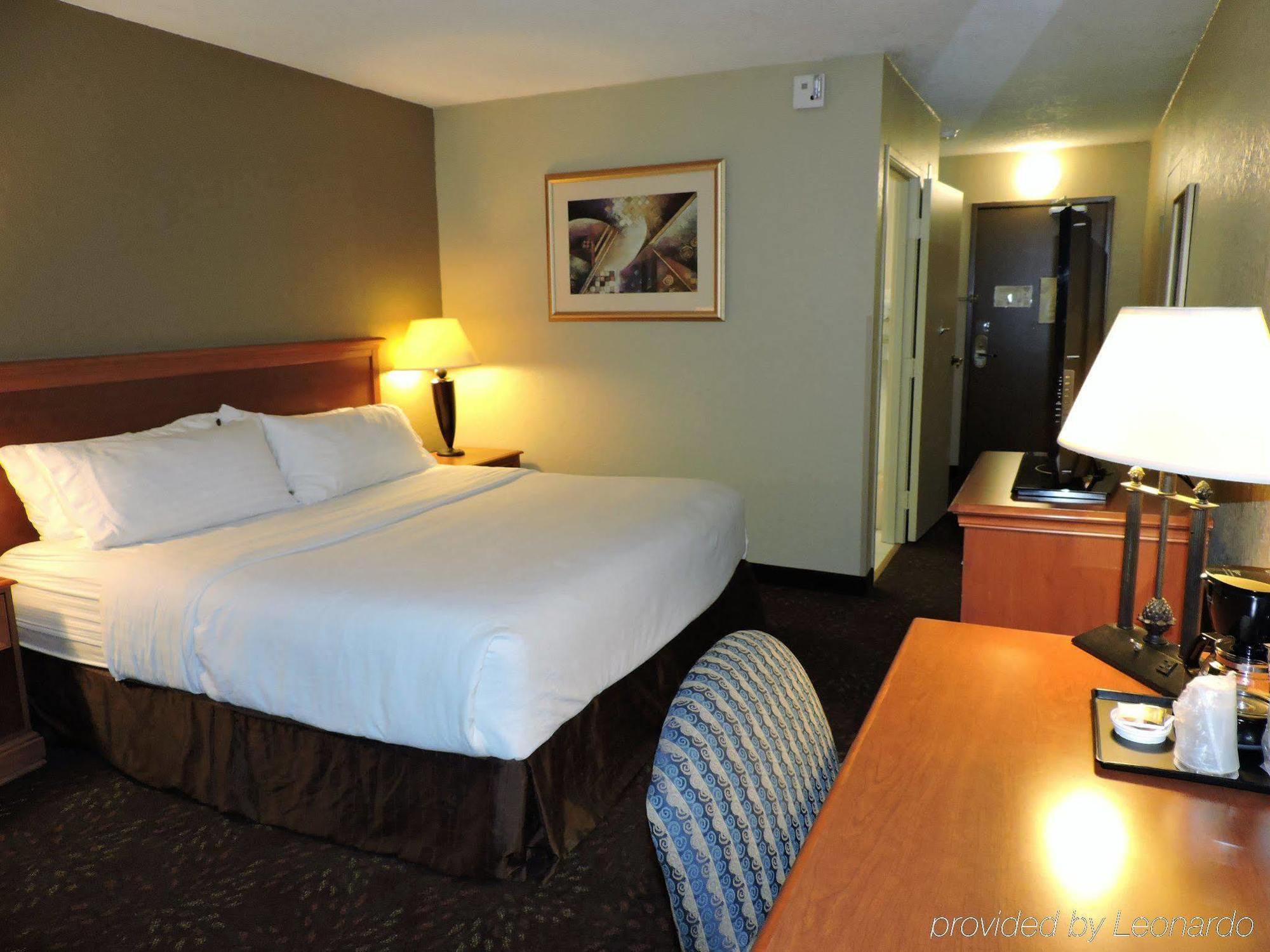 Holiday Inn Alexandria By Ihg מראה חיצוני תמונה